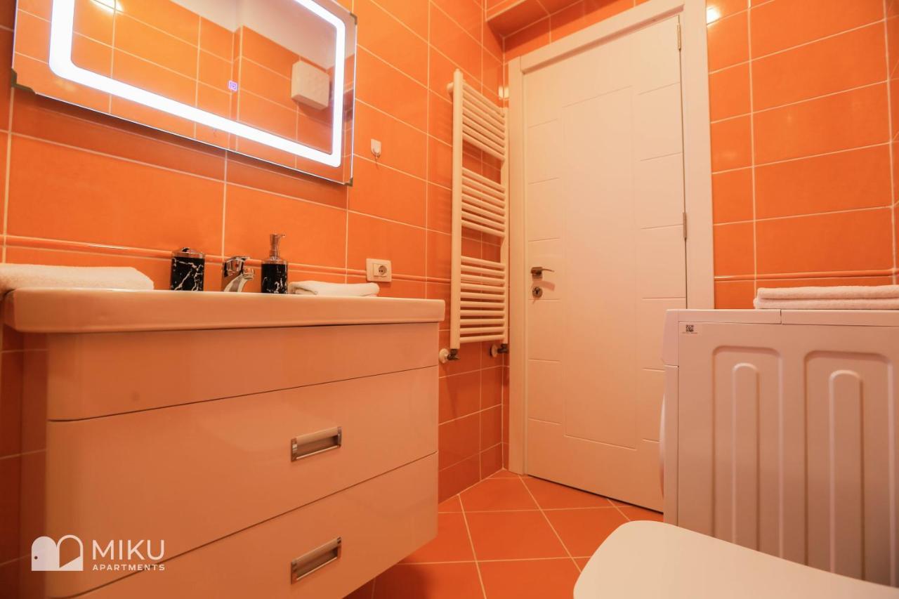 Miku Apartment - Perfect 1Bedroom At Komuna E Parisit Tirana Exteriér fotografie